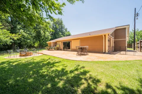 1200 Melony Drive #B