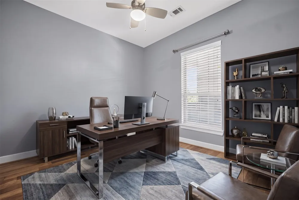 5015 Meridian Lane #2102 Addison, TX 75001