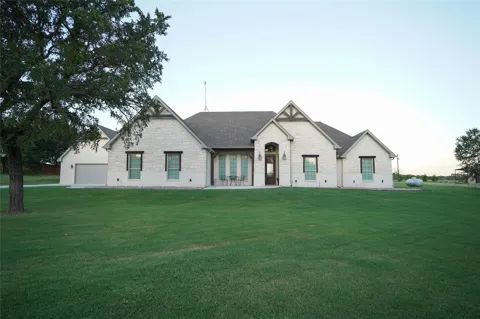 1945 County Road 1111