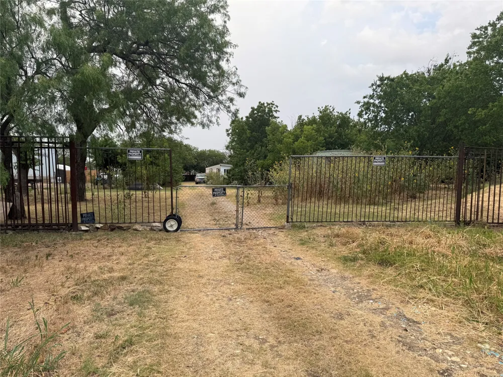 710 Spring Miller Court #C Arlington, TX 76002