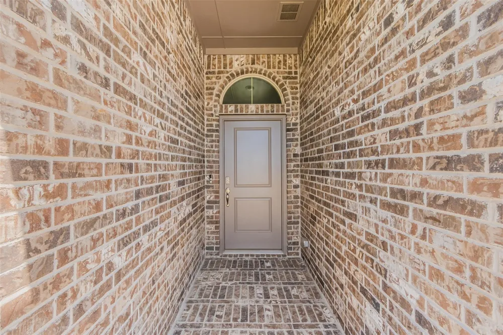 1343 Fox Hollow Road Krum, TX 76249