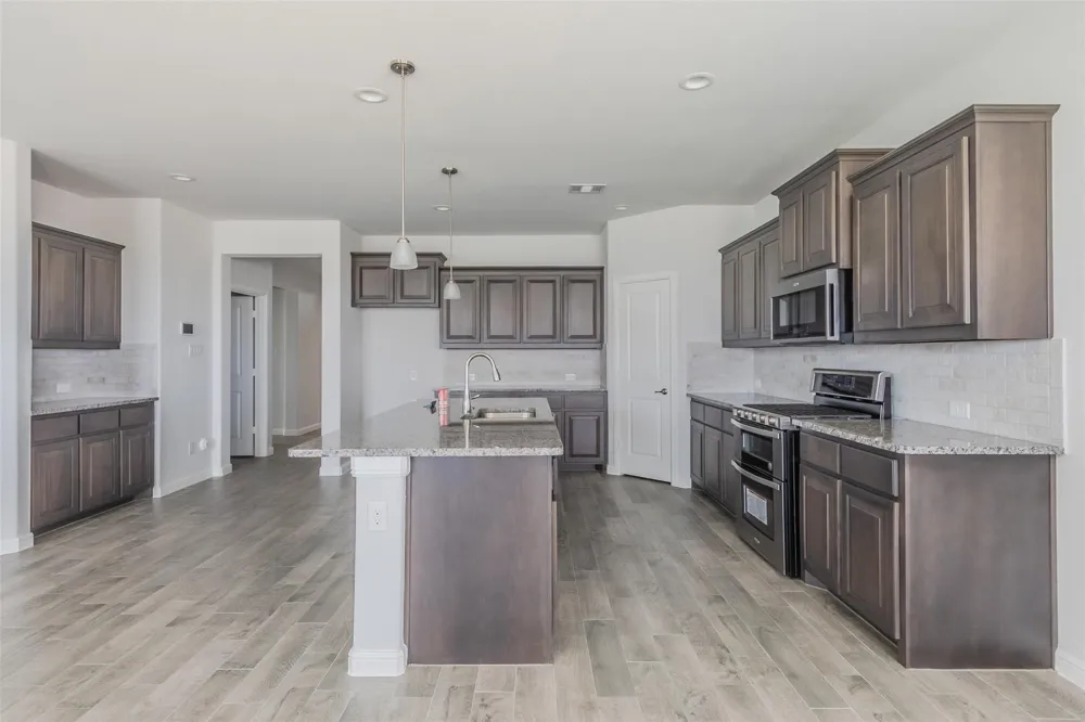 1343 Fox Hollow Road Krum, TX 76249