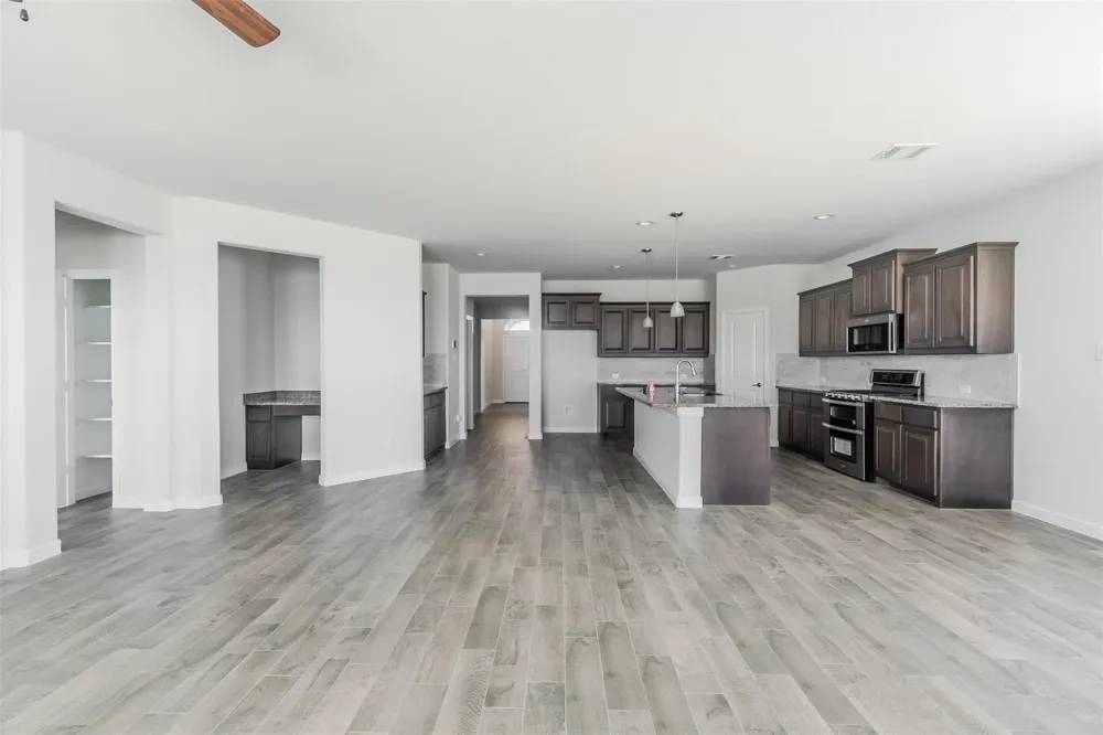 1343 Fox Hollow Road Krum, TX 76249