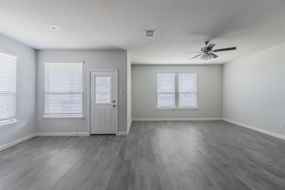 1343 Fox Hollow Road Krum, TX 76249
