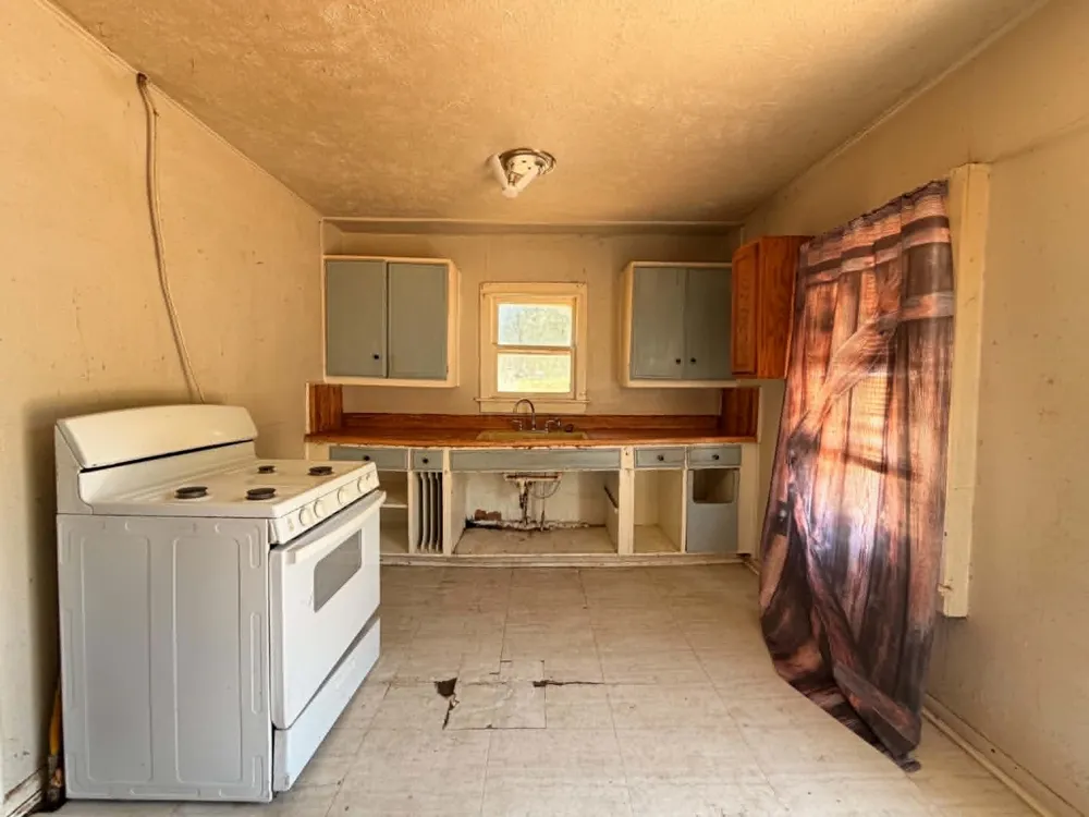 706 Ribble Road Graham, TX 76450
