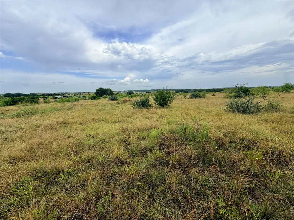 104 Live Oak Mott Drive Goldthwaite, TX 76844