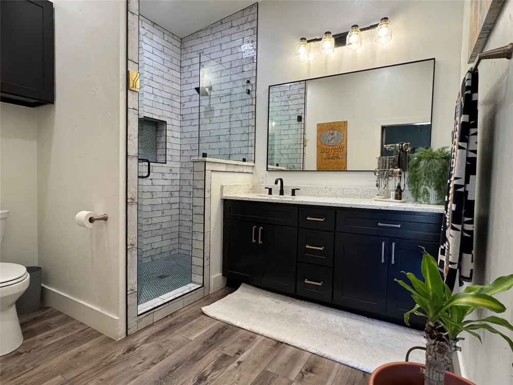 800 Private Road 1485 Hico, TX 76457