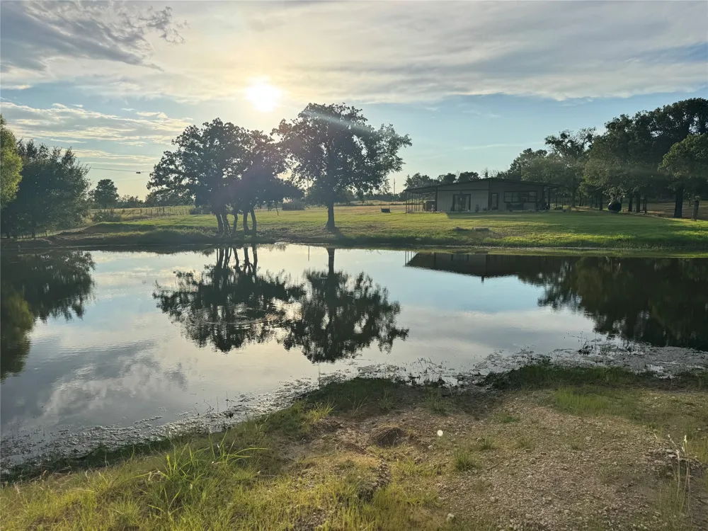 800 Private Road 1485 Hico, TX 76457