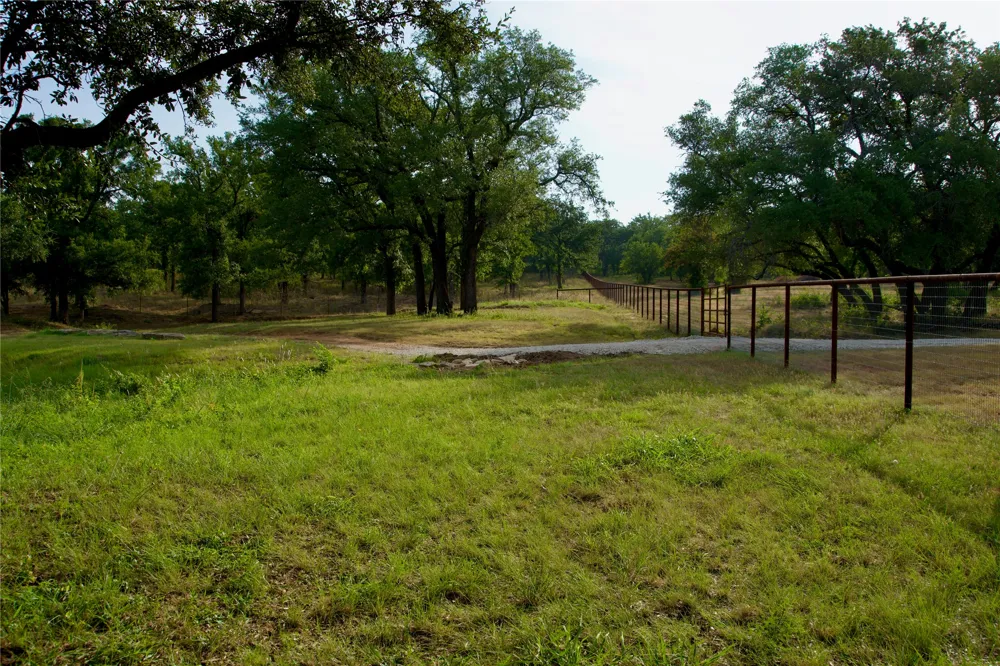 800 Private Road 1485 Hico, TX 76457
