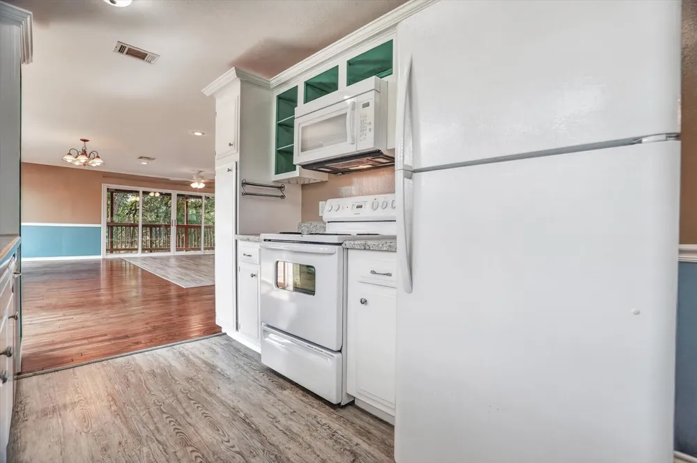 418 County Road 1627 Clifton, TX 76634