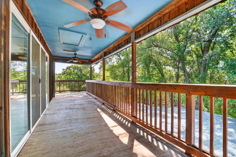 418 County Road 1627 Clifton, TX 76634
