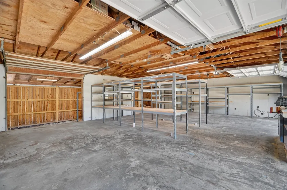 418 County Road 1627 Clifton, TX 76634