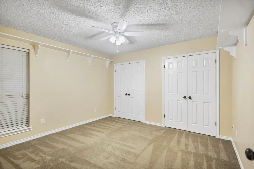 121 Crestview Street Chandler, TX 75758