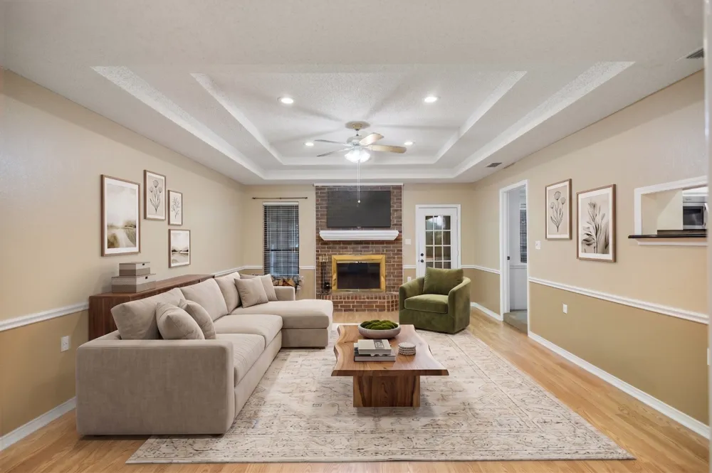 121 Crestview Street Chandler, TX 75758