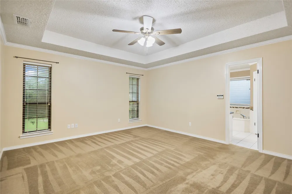 121 Crestview Street Chandler, TX 75758