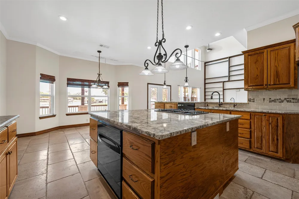 134 Lcr 796 Groesbeck, TX 76642
