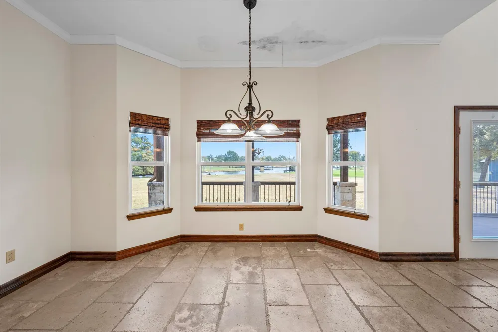 134 Lcr 796 Groesbeck, TX 76642
