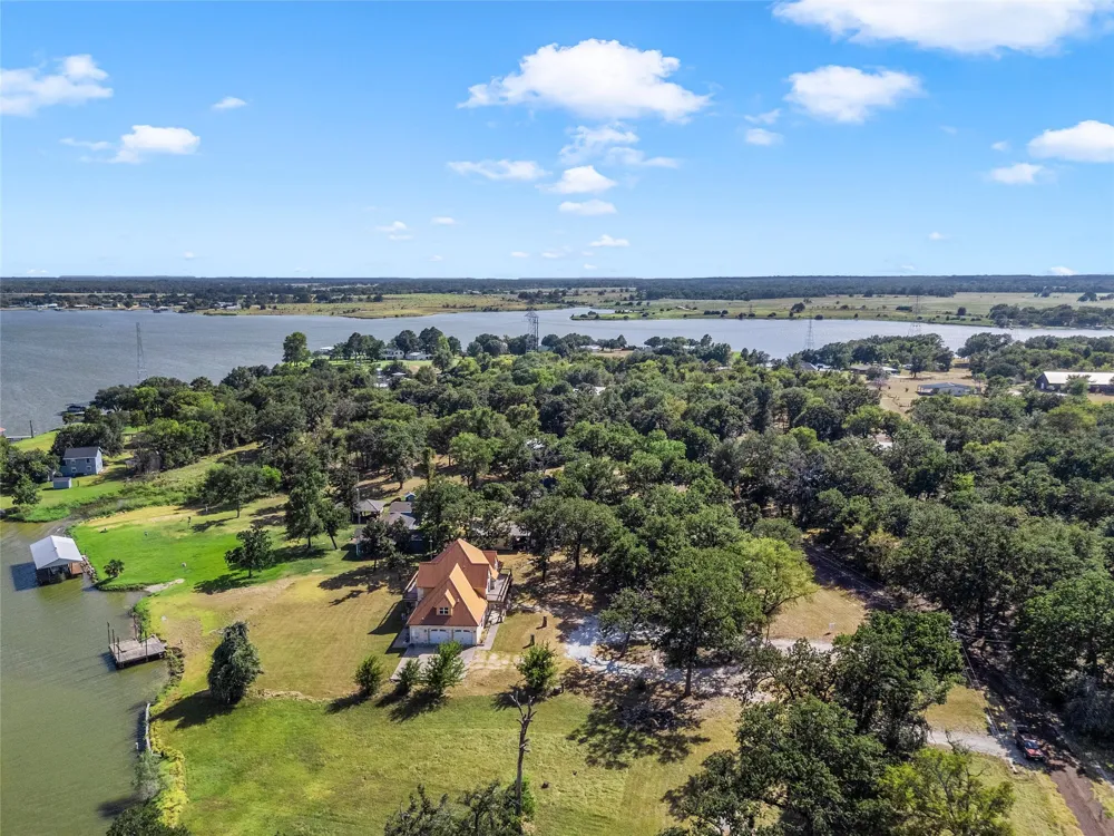 134 Lcr 796 Groesbeck, TX 76642