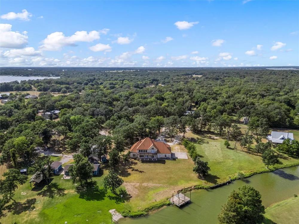 134 Lcr 796 Groesbeck, TX 76642