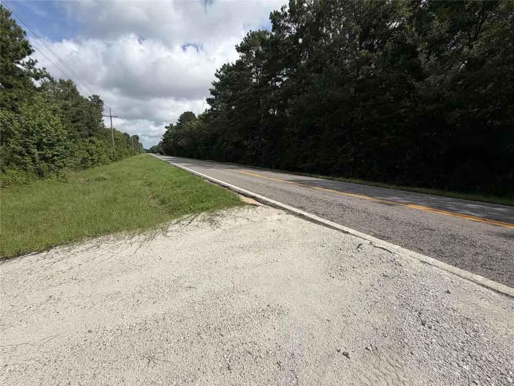 6572 S FM 31 Carthage, TX 75633