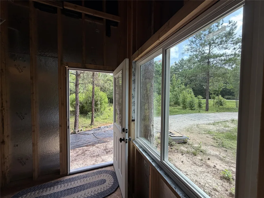 6572 S FM 31 Carthage, TX 75633