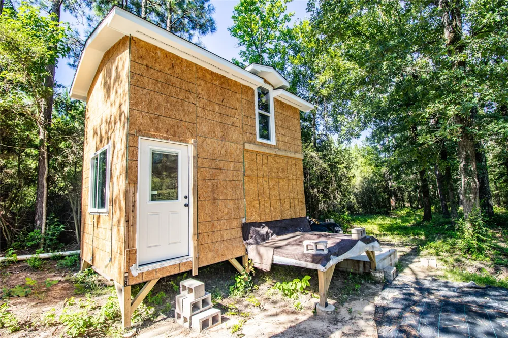 6572 S FM 31 Carthage, TX 75633