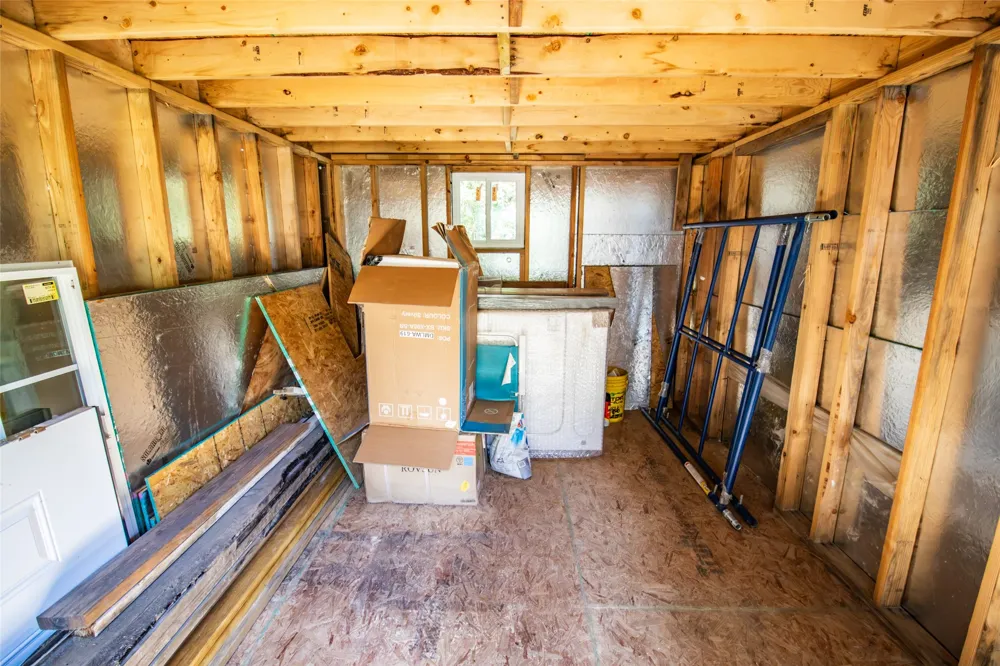6572 S FM 31 Carthage, TX 75633