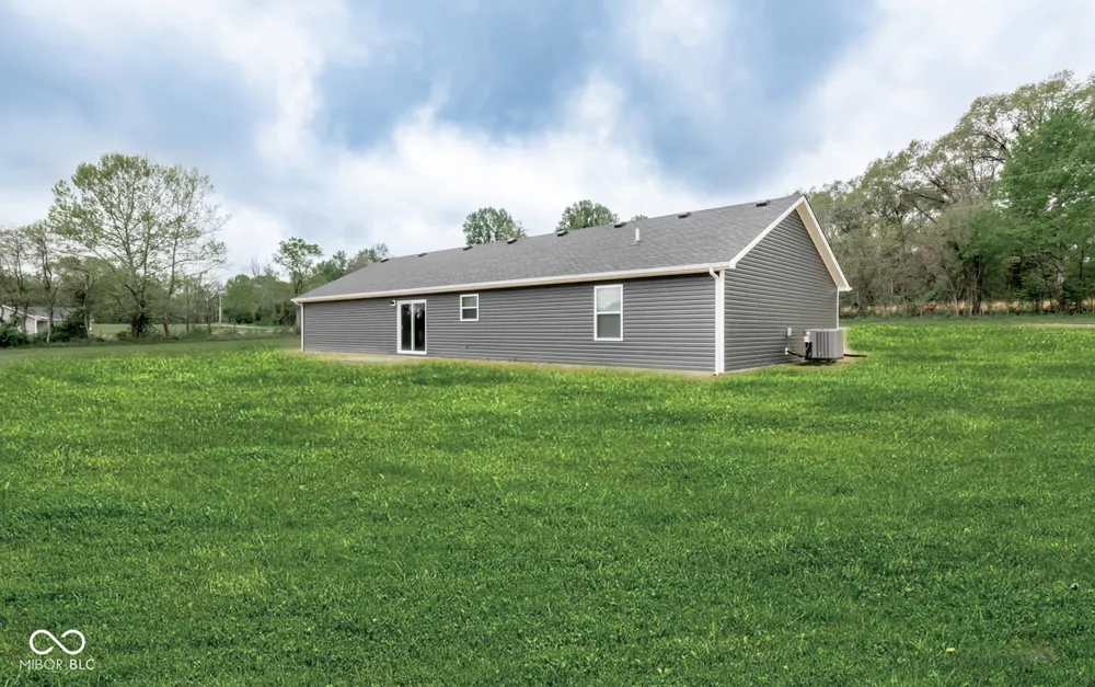 3483 S Pleasant Ridge Road Lexington, IN 47138