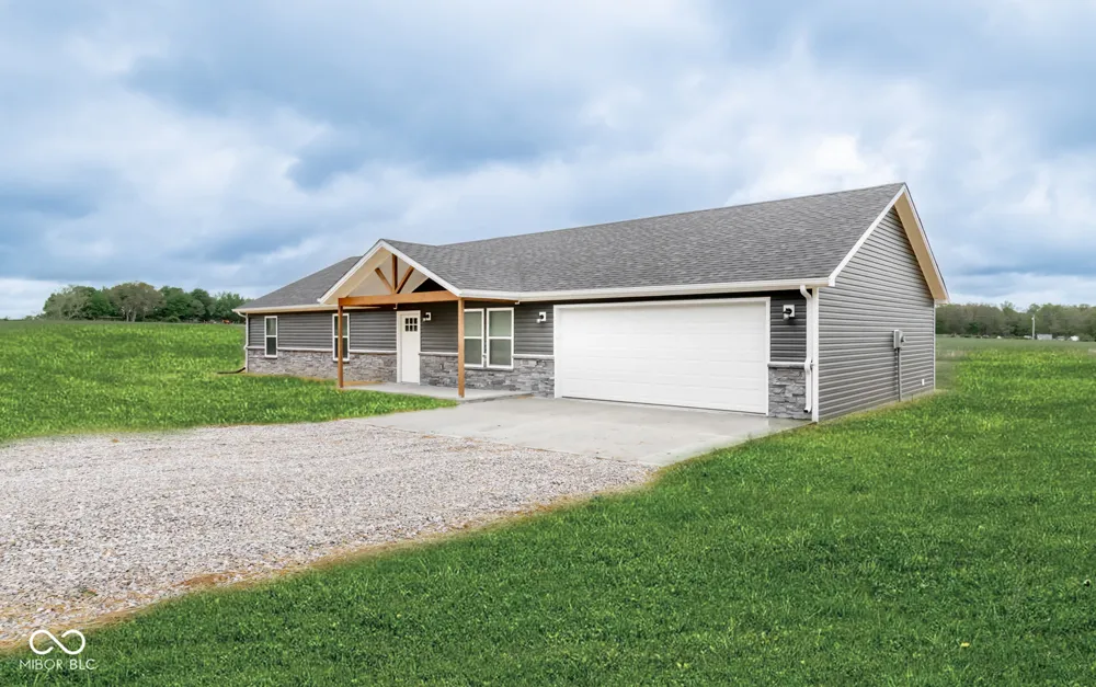 3483 S Pleasant Ridge Road Lexington, IN 47138