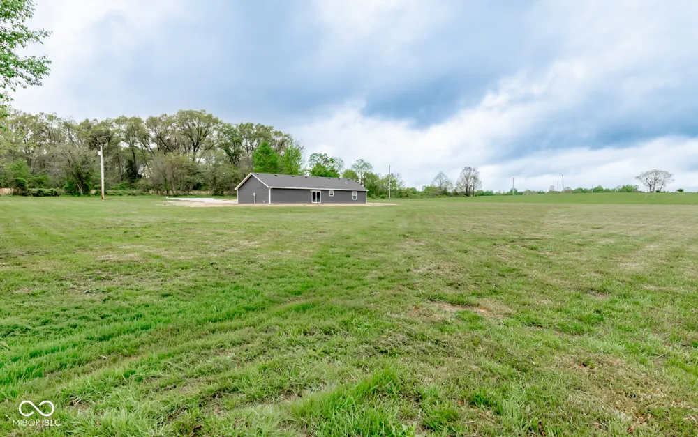 3483 S Pleasant Ridge Road Lexington, IN 47138