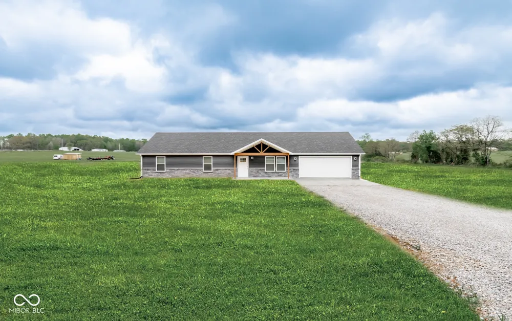 3483 S Pleasant Ridge Road Lexington, IN 47138