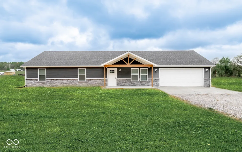 3483 S Pleasant Ridge Road Lexington, IN 47138