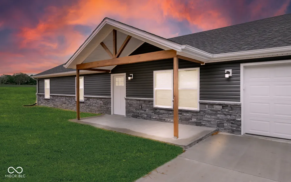 3483 S Pleasant Ridge Road Lexington, IN 47138