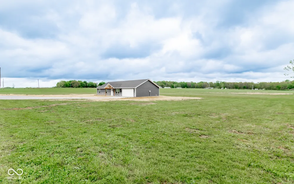 3483 S Pleasant Ridge Road Lexington, IN 47138