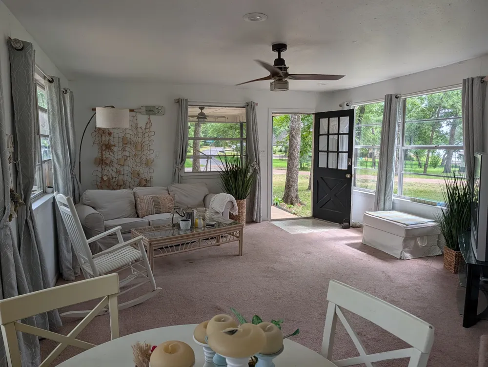 155 Lake Drive Enchanted Oaks, TX 75156