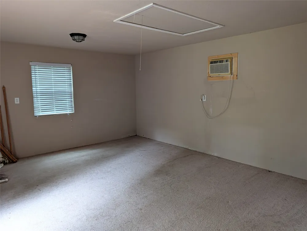 155 Lake Drive Enchanted Oaks, TX 75156