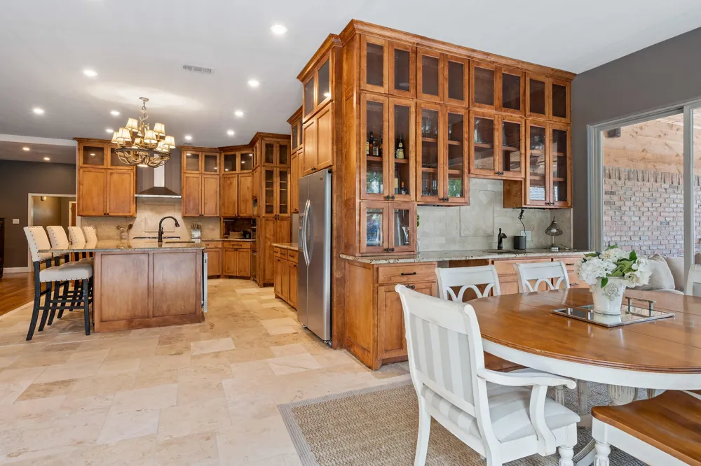 2413 Taylor Street Southlake, TX 76092