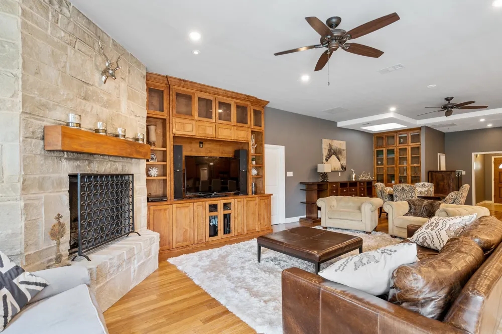 2413 Taylor Street Southlake, TX 76092