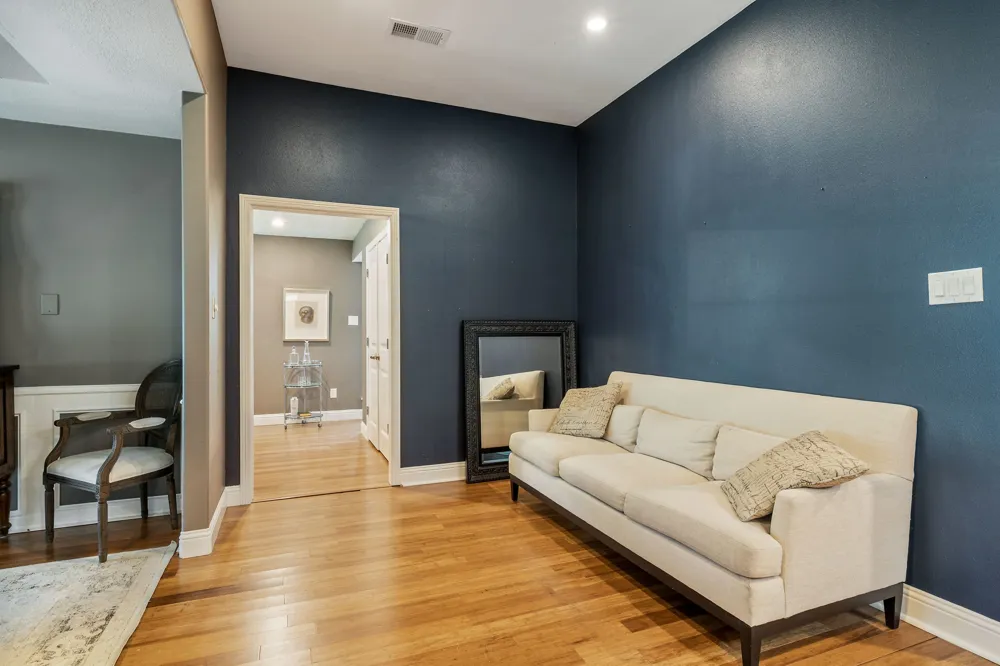 2413 Taylor Street Southlake, TX 76092