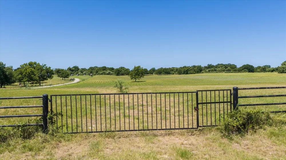 S Fm 56 Glen Rose, TX 76043