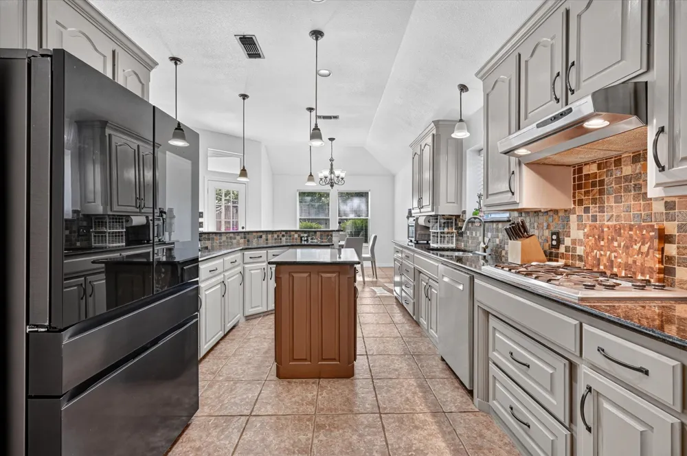 7312 Cottonwood Court North Richland Hills, TX 76182
