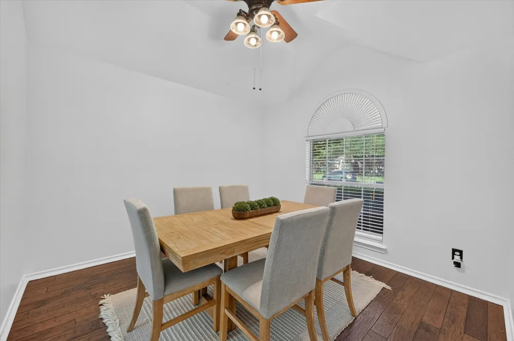 7312 Cottonwood Court North Richland Hills, TX 76182