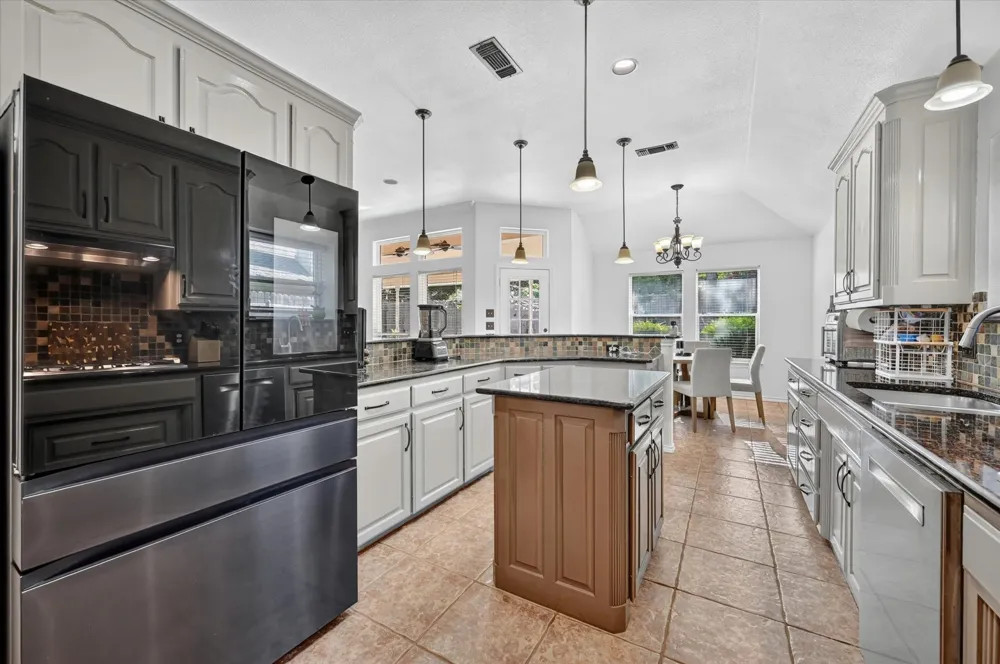 7312 Cottonwood Court North Richland Hills, TX 76182