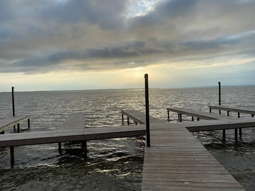 9285 W Shoreline Drive Kemp, TX 75143