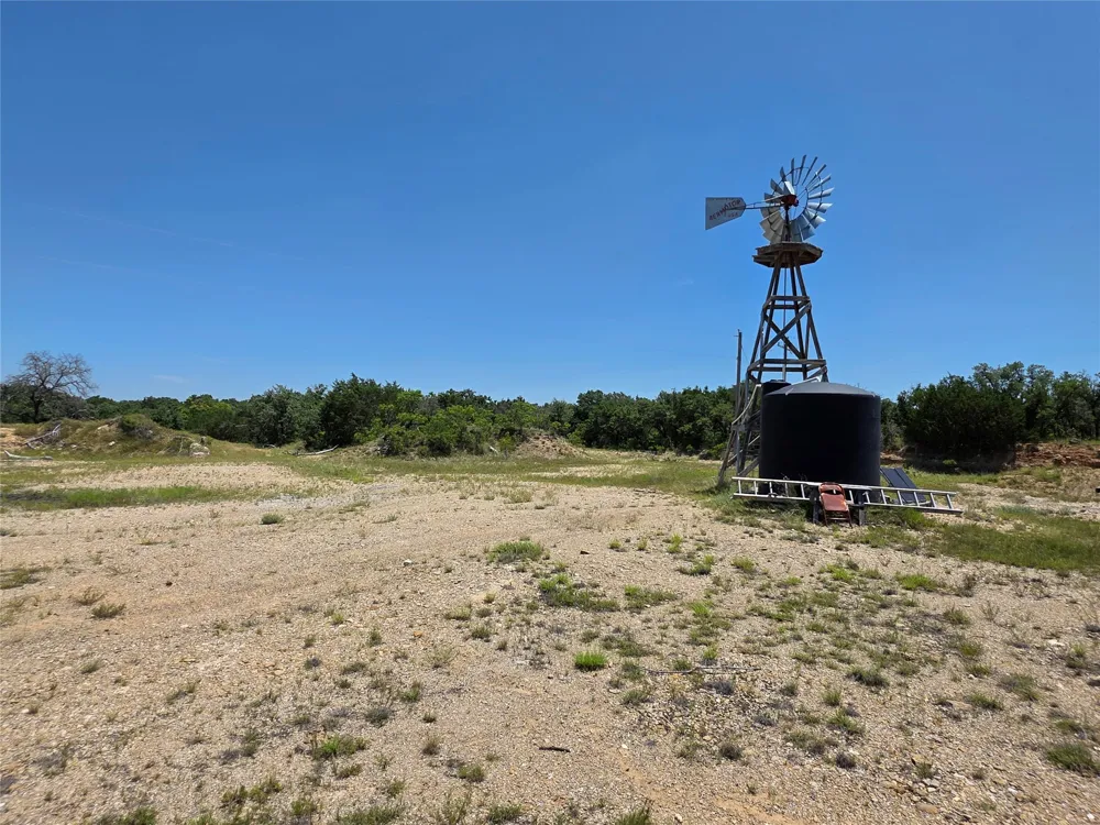 16695 County Road 421 Cross Plains, TX 76443