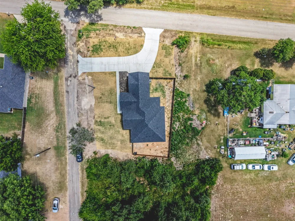 609 Luzon Street Tool, TX 75143