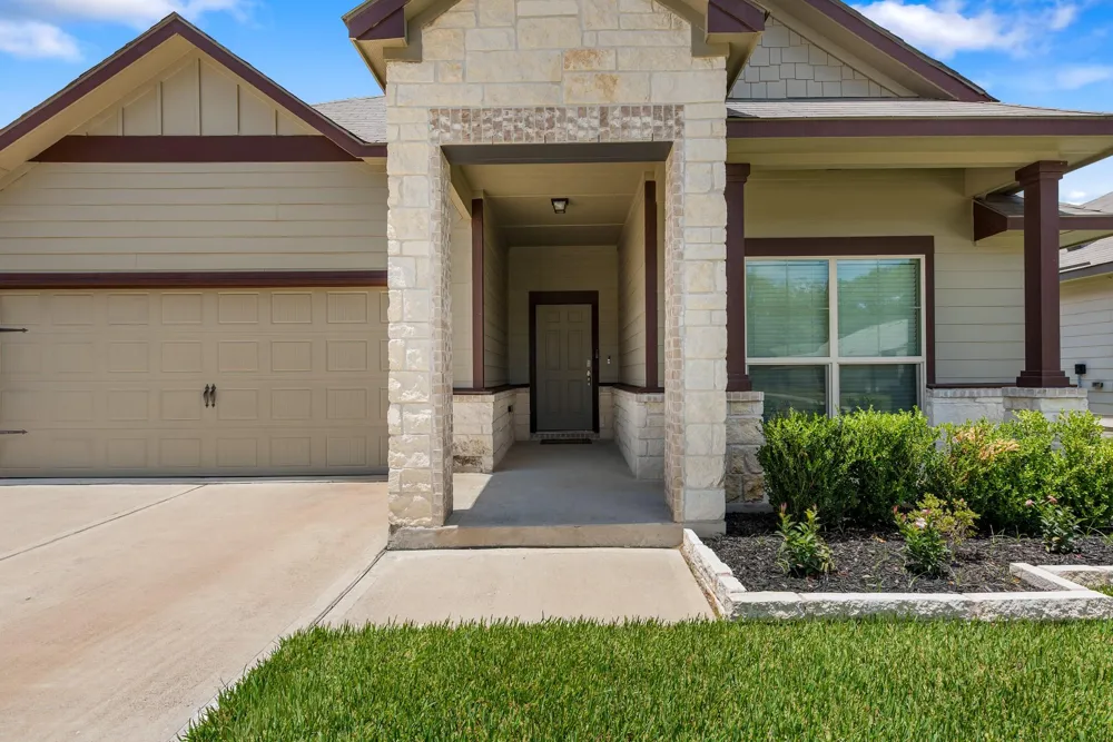 1953 Cartwright Street Bryan, TX 77807