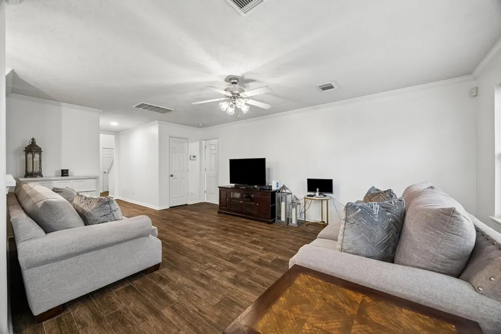 2709 Los Alamos Circle Deer Park, TX 77536