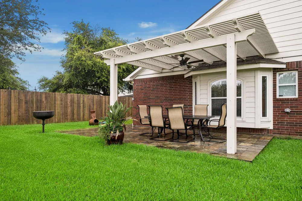 2709 Los Alamos Circle Deer Park, TX 77536
