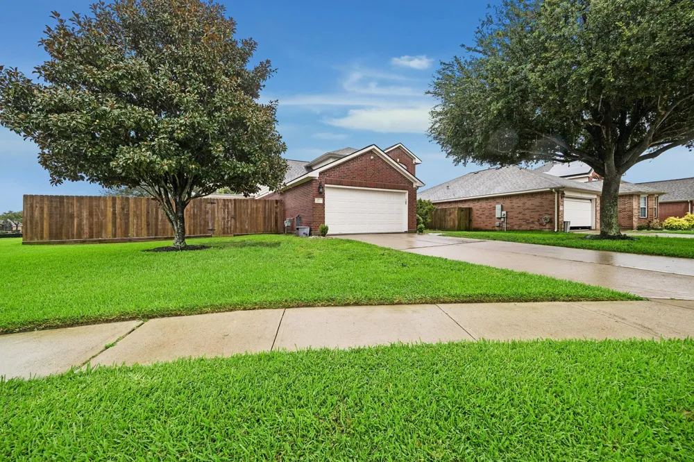 2709 Los Alamos Circle Deer Park, TX 77536